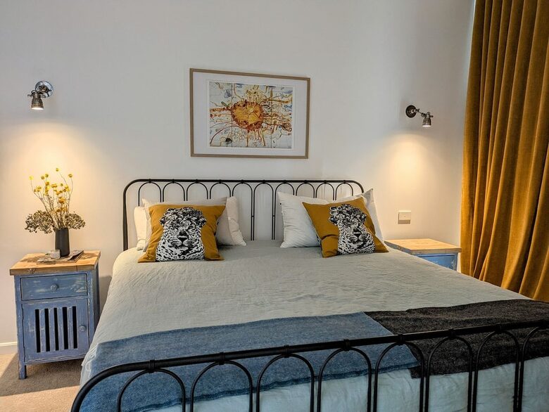 Sophisticated Escape in the Heart of Nature - Beaumont, Australia