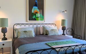 Sophisticated Escape in the Heart of Nature - Beaumont, Australia