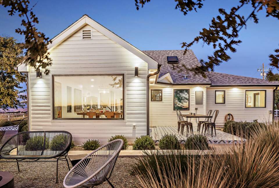 Exquisite Wine Country Escape with Sweeping Views - Paso Robles, California