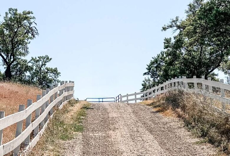 Exquisite Wine Country Escape with Sweeping Views - Paso Robles, California