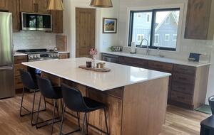 Elegant Alpine Escape in the Heart of Summit County - Frisco, Colorado