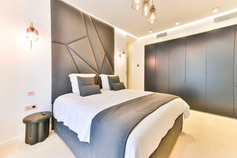 Ultimate Luxury Retreat in the Heart of the French Riviera - Cannes, France