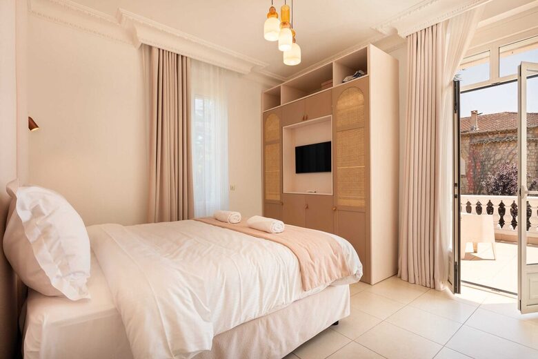 Ultimate Luxury Retreat in the Heart of the French Riviera - Cannes, France