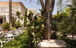 Ultimate Luxury Retreat in the Heart of the French Riviera - Cannes, France