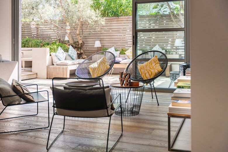 Refined Cannes Residence Steps from La Croisette - Cannes, France