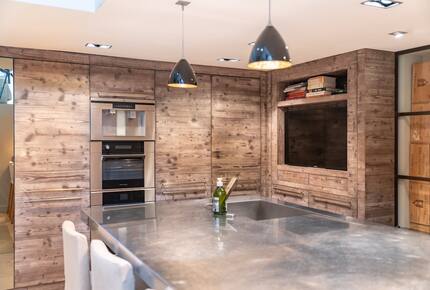 Refined Cannes Residence Steps from La Croisette - Cannes, France