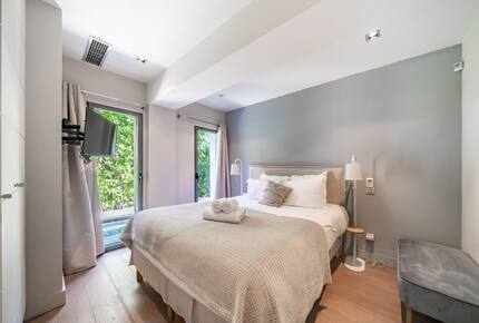 Refined Cannes Residence Steps from La Croisette - Cannes, France