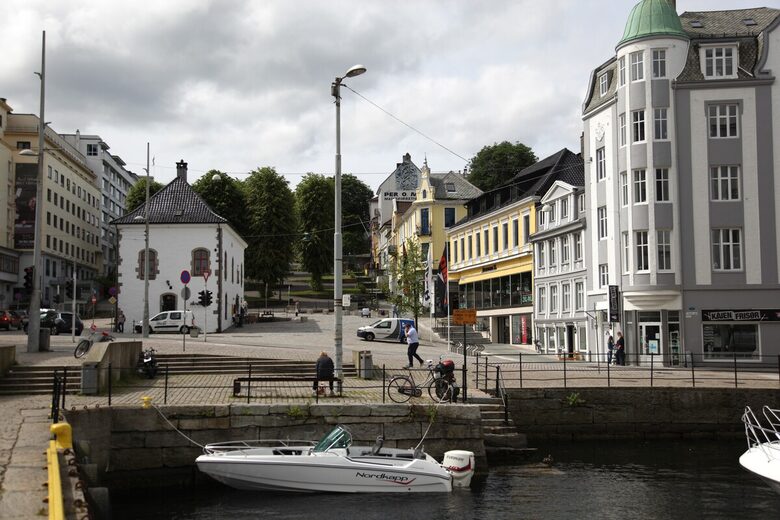 Spacious City Apartment in Bergen’s Most Picturesque Neighborhood - Bergen, Norway