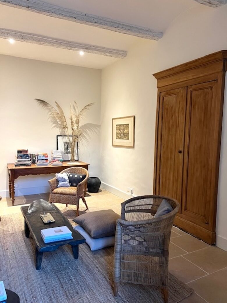 A Refined Stone Retreat in the Heart of Provence - Brignon, France