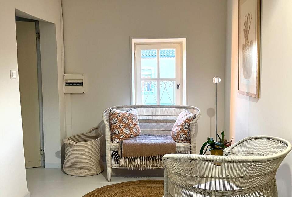 A Refined Stone Retreat in the Heart of Provence - Brignon, France