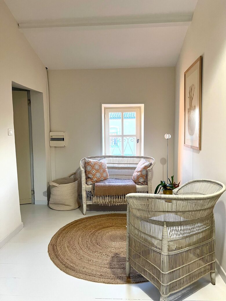 A Refined Stone Retreat in the Heart of Provence - Brignon, France