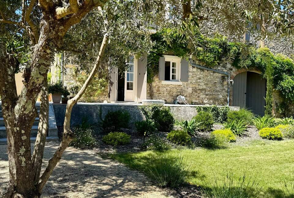 A Refined Stone Retreat in the Heart of Provence - Brignon, France