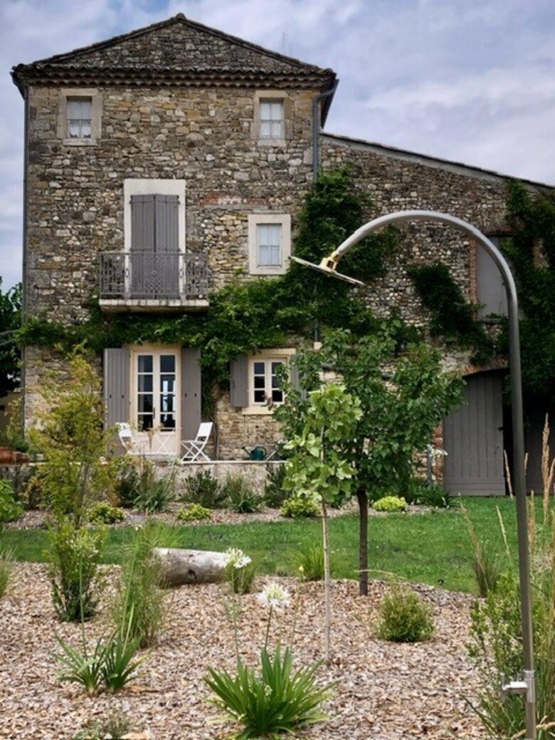 A Refined Stone Retreat in the Heart of Provence - Brignon, France