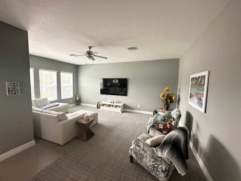 Elegant Apollo Beach Haven with Lush Trails & Hot Tub - Apollo Beach, Florida