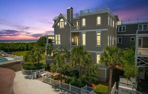 Stunning Seaside Retreat on St Simons Island - Saint Simons Island, Georgia