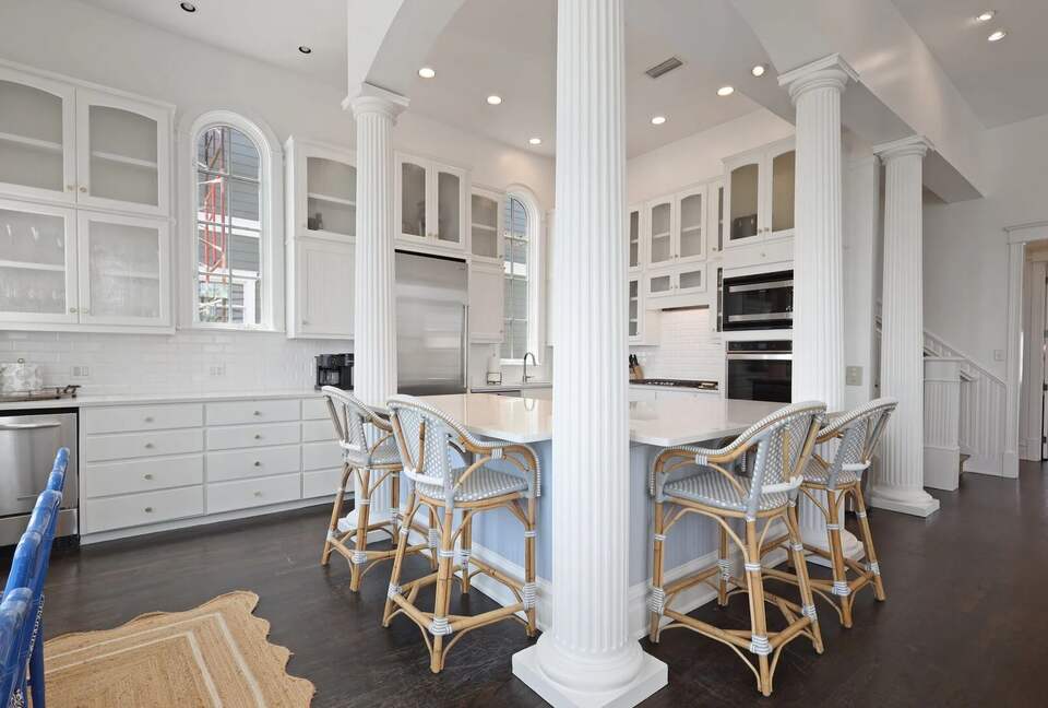 Stunning Seaside Retreat on St Simons Island - Saint Simons Island, Georgia