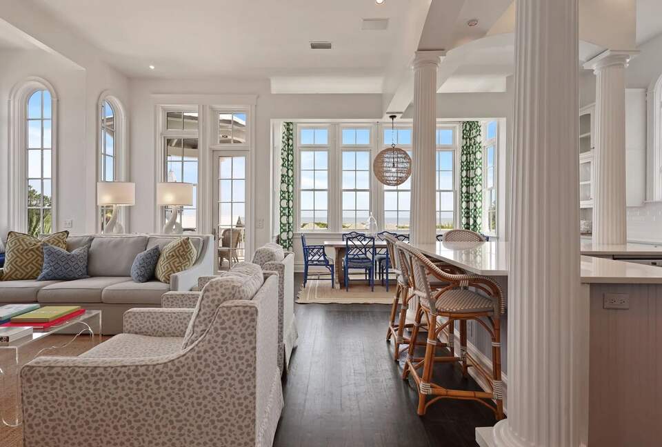 Stunning Seaside Retreat on St Simons Island - Saint Simons Island, Georgia