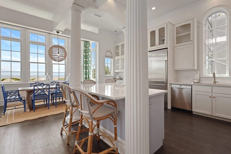 Stunning Seaside Retreat on St Simons Island - Saint Simons Island, Georgia