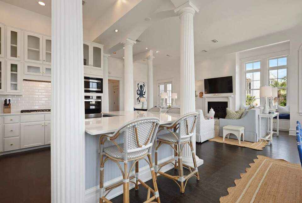 Stunning Seaside Retreat on St Simons Island - Saint Simons Island, Georgia