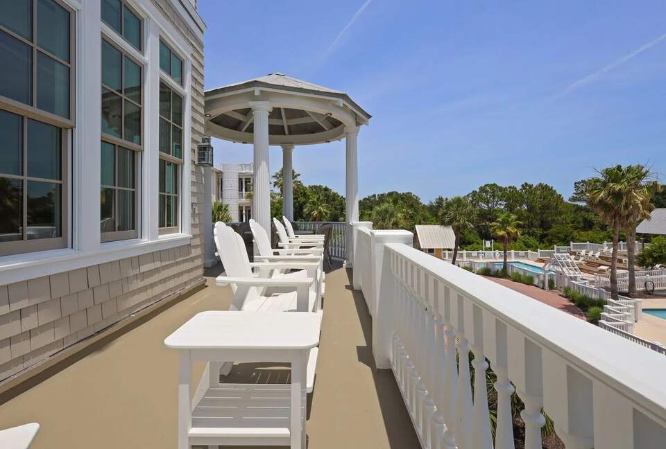 Stunning Seaside Retreat on St Simons Island - Saint Simons Island, Georgia