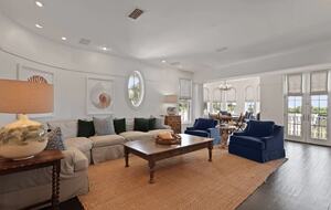 Stunning Seaside Retreat on St Simons Island - Saint Simons Island, Georgia