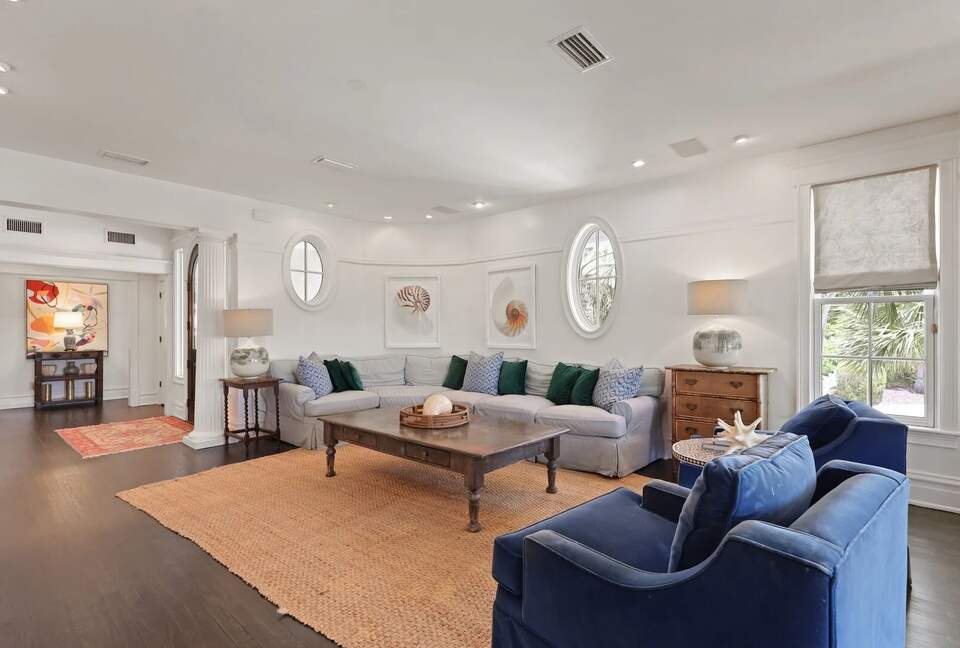 Stunning Seaside Retreat on St Simons Island - Saint Simons Island, Georgia