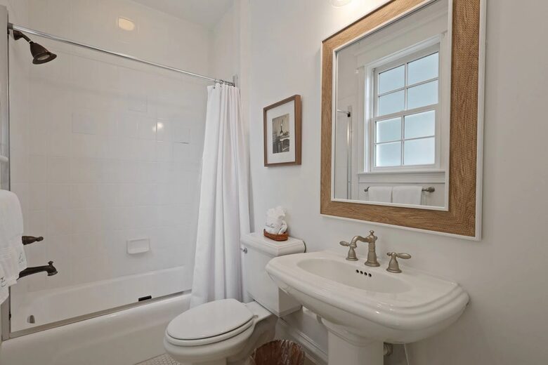 Stunning Seaside Retreat on St Simons Island - Saint Simons Island, Georgia