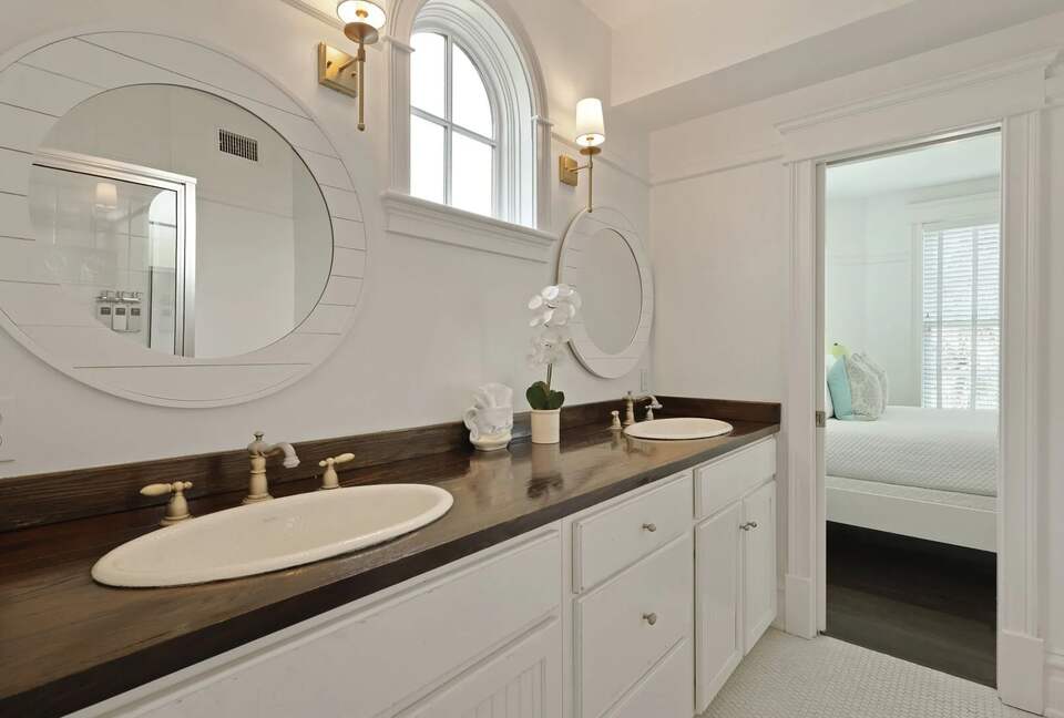 Stunning Seaside Retreat on St Simons Island - Saint Simons Island, Georgia