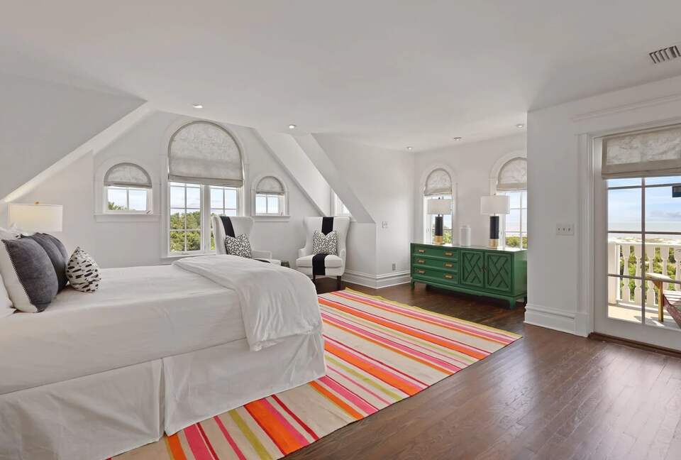 Stunning Seaside Retreat on St Simons Island - Saint Simons Island, Georgia