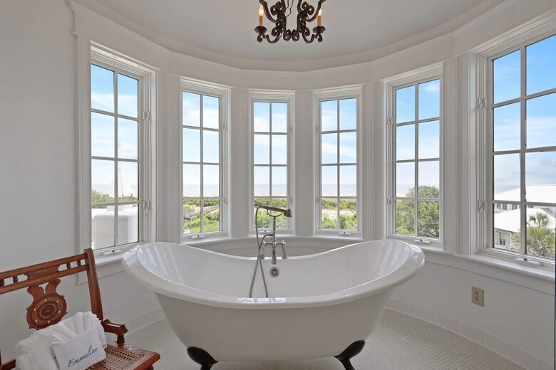 Stunning Seaside Retreat on St Simons Island - Saint Simons Island, Georgia