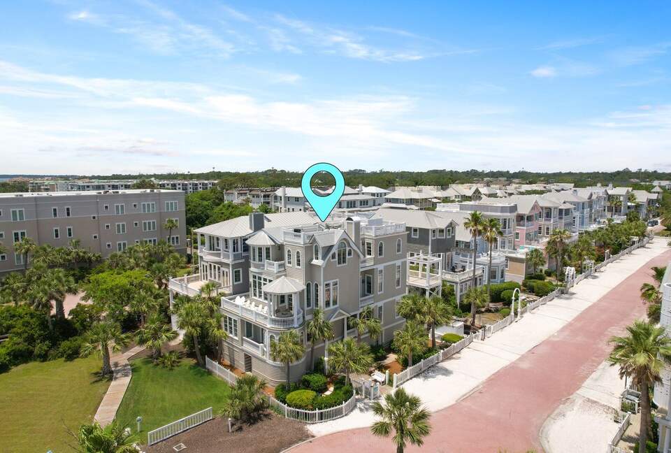 Stunning Seaside Retreat on St Simons Island - Saint Simons Island, Georgia