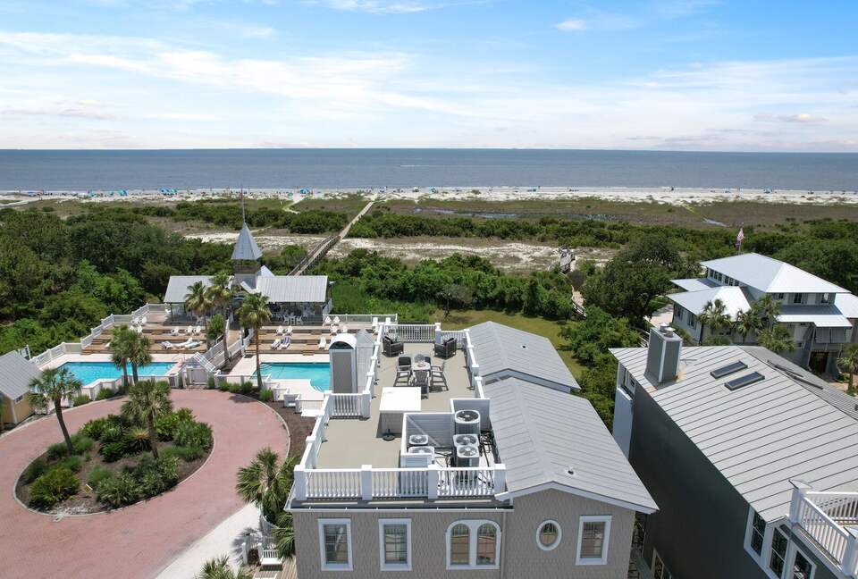 Stunning Seaside Retreat on St Simons Island - Saint Simons Island, Georgia