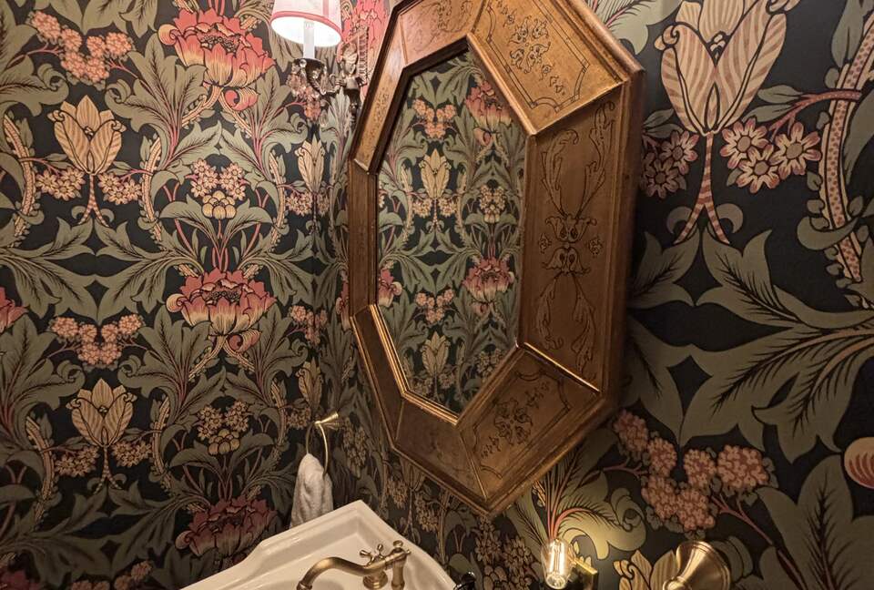 A Charming 1930s Spanish Hideaway near downtown Palm Springs - Palm Springs, California