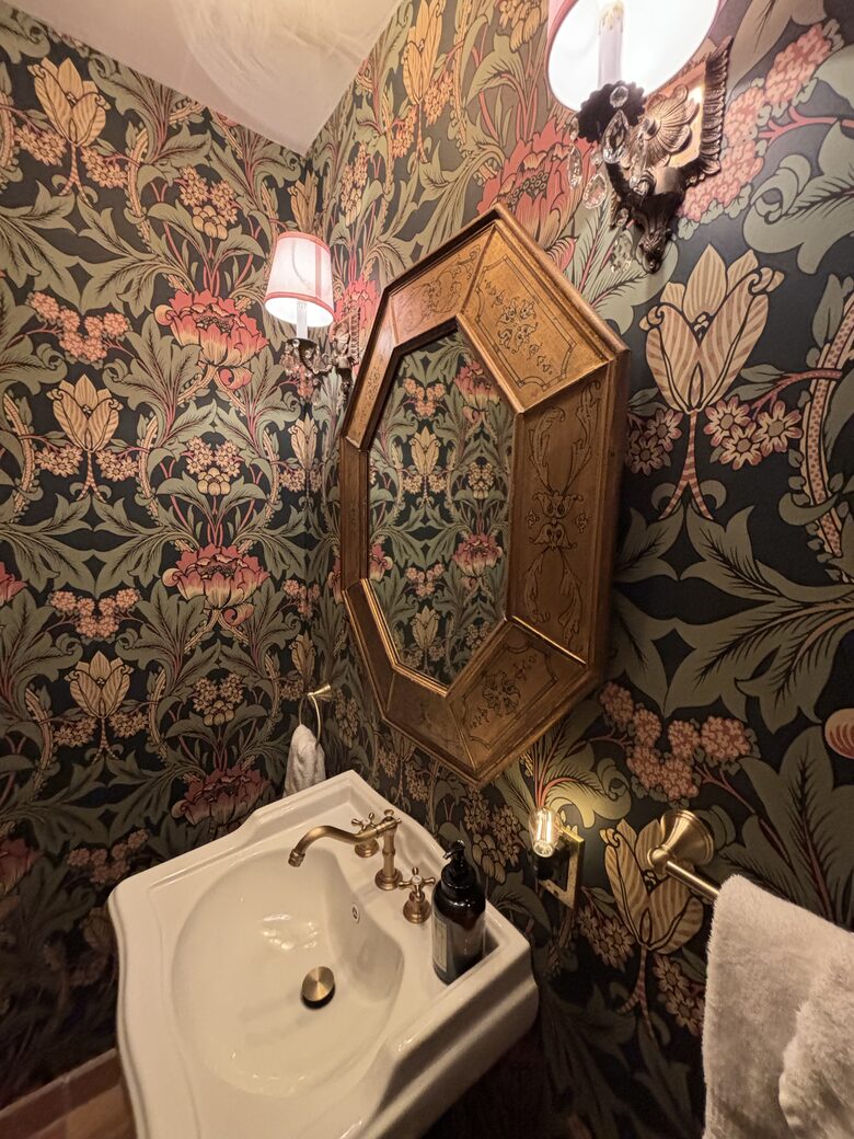 A Charming 1930s Spanish Hideaway near downtown Palm Springs - Palm Springs, California