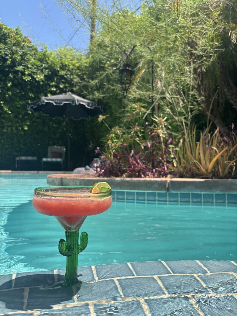 A Charming 1930s Spanish Hideaway near downtown Palm Springs - Palm Springs, California