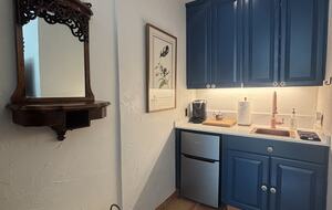 A Charming 1930s Spanish Hideaway near downtown Palm Springs - Palm Springs, California