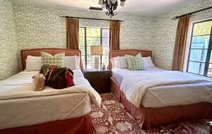 A Charming 1930s Spanish Hideaway near downtown Palm Springs - Palm Springs, California