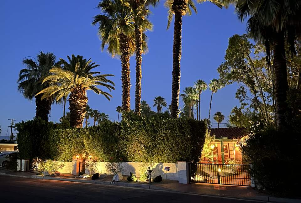 A Charming 1930s Spanish Hideaway near downtown Palm Springs - Palm Springs, California