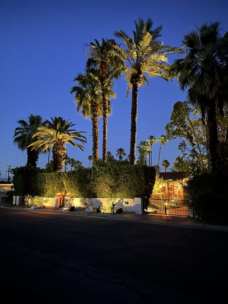 A Charming 1930s Spanish Hideaway near downtown Palm Springs - Palm Springs, California