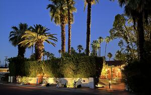 A Charming 1930s Spanish Hideaway near downtown Palm Springs - Palm Springs, California