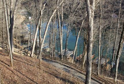 Mountainview Lakeside Escape - LaFollette, Tennessee