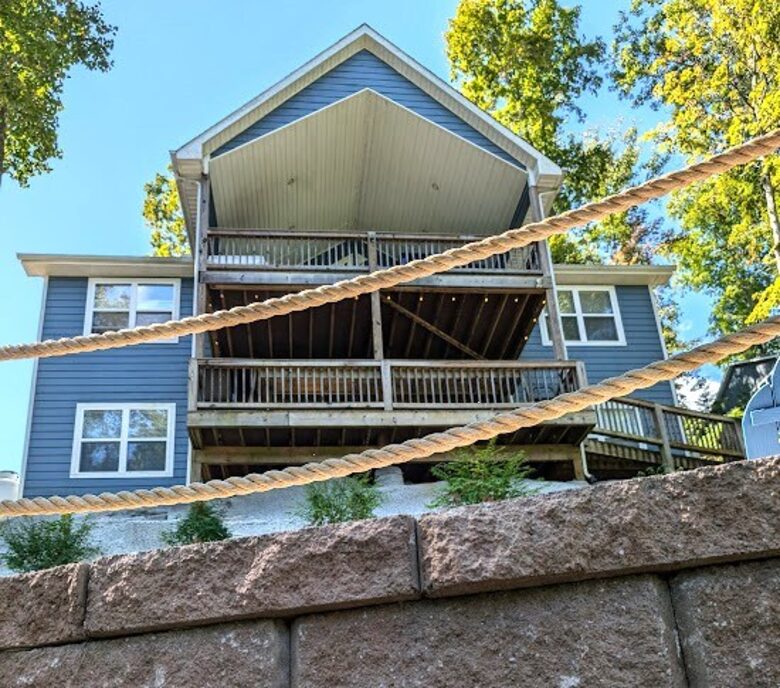 Mountainview Lakeside Escape - LaFollette, Tennessee