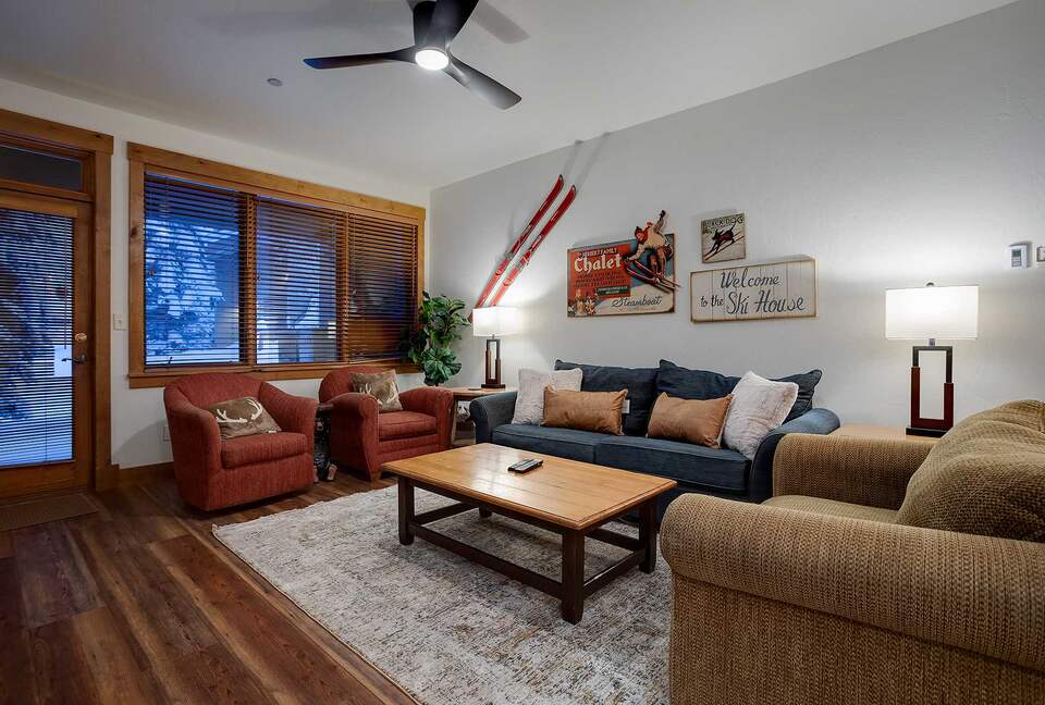 Exquisite Four-Bedroom Residence with Premier Resort Access - Steamboat Springs, Colorado