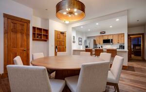 Exquisite Four-Bedroom Residence with Premier Resort Access - Steamboat Springs, Colorado