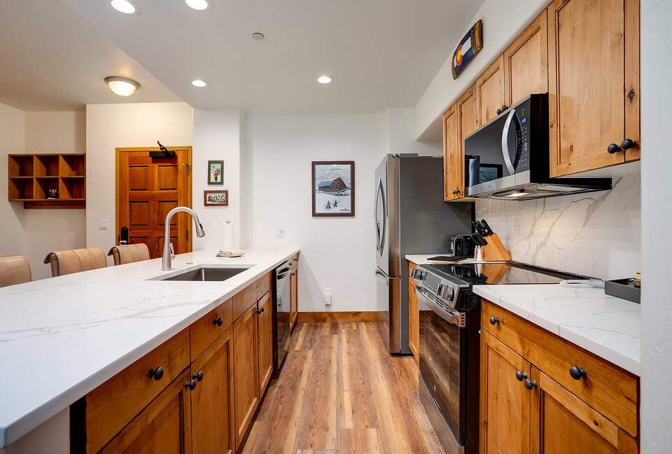 Exquisite Four-Bedroom Residence with Premier Resort Access - Steamboat Springs, Colorado