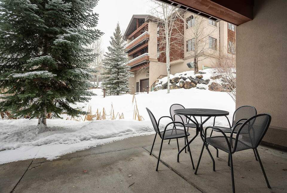 Exquisite Four-Bedroom Residence with Premier Resort Access - Steamboat Springs, Colorado