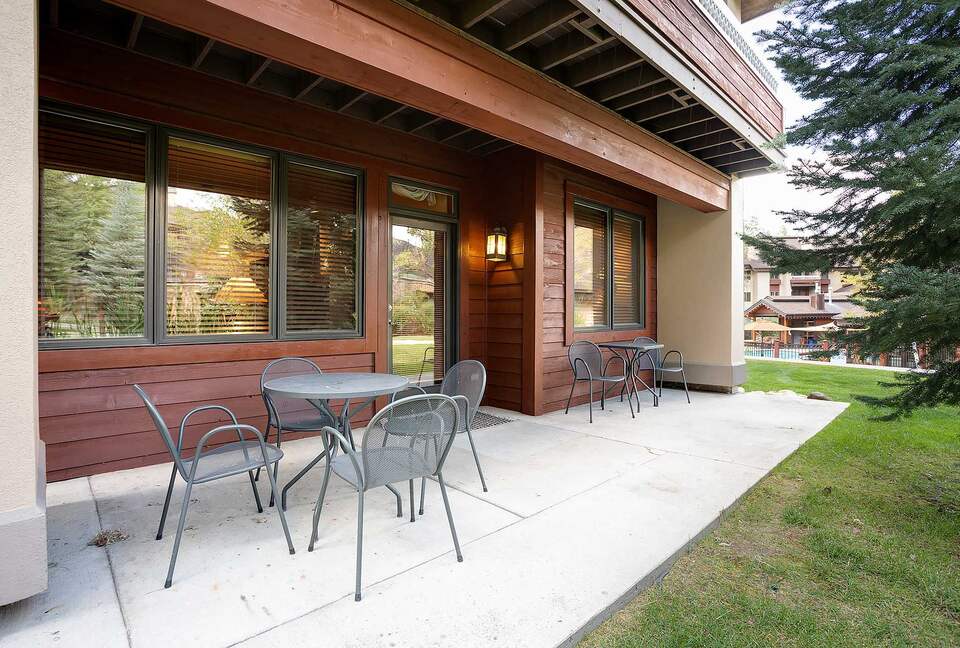Exquisite Four-Bedroom Residence with Premier Resort Access - Steamboat Springs, Colorado