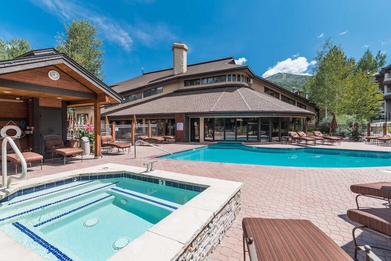 Exquisite Four-Bedroom Residence with Premier Resort Access - Steamboat Springs, Colorado