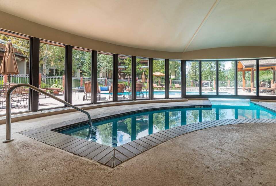 Exquisite Four-Bedroom Residence with Premier Resort Access - Steamboat Springs, Colorado
