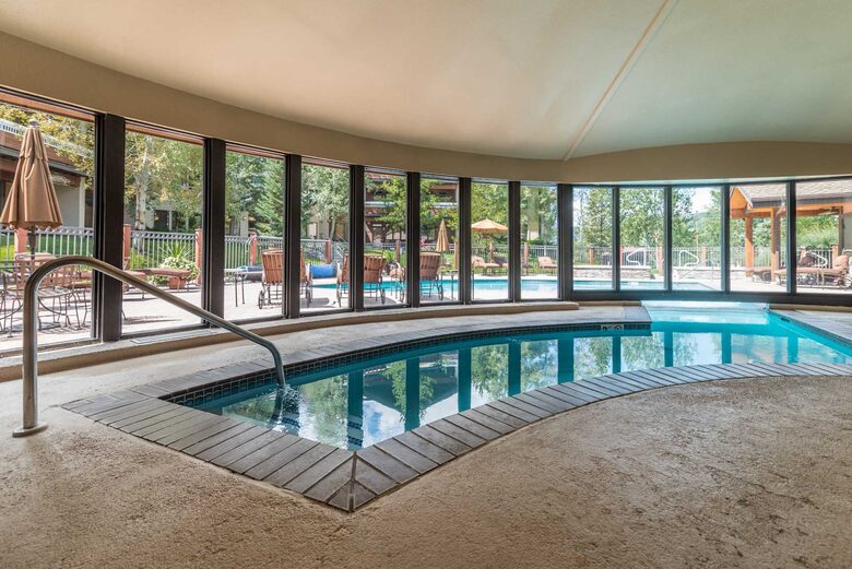Exquisite Four-Bedroom Residence with Premier Resort Access - Steamboat Springs, Colorado